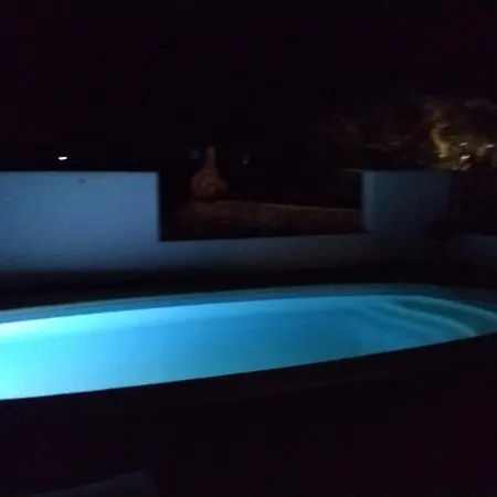 Villa Surfwhitehouse *