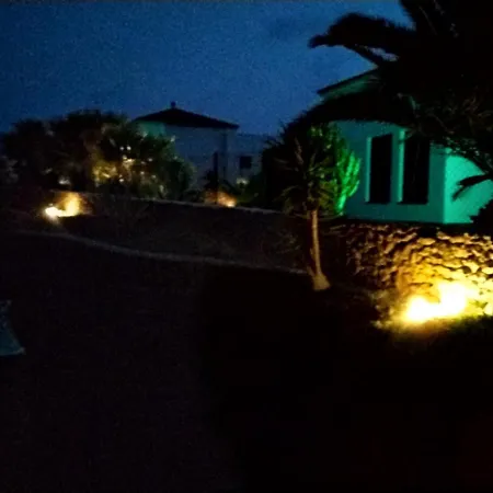 Villa Surfwhitehouse *