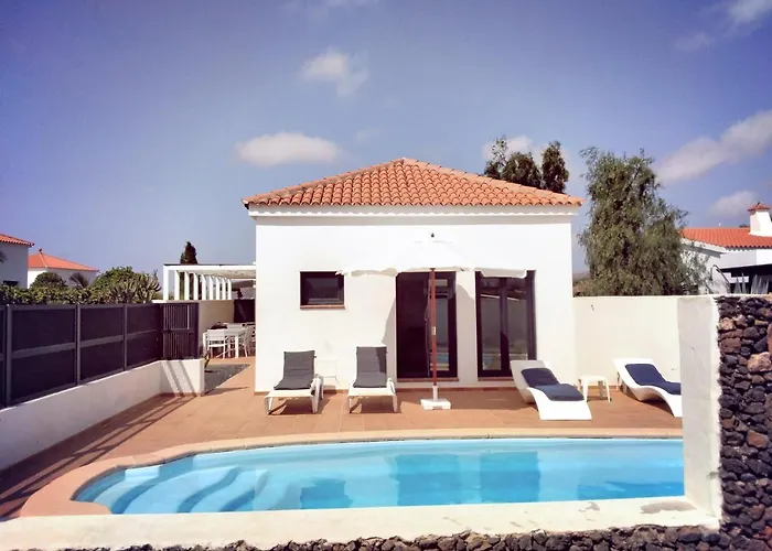 Surfwhitehouse Villa *