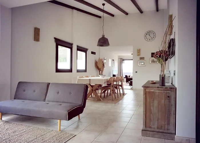 Surfwhitehouse * Lajares