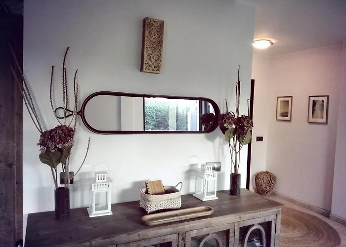 Surfwhitehouse Villa *