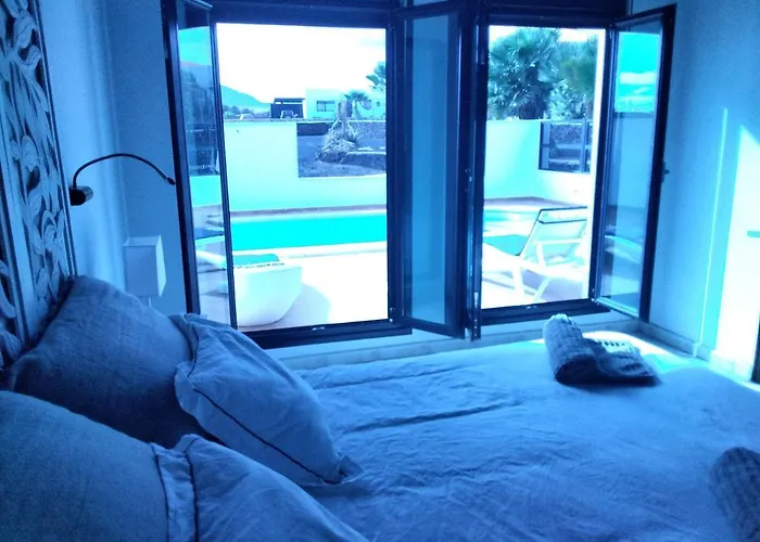 Villa Surfwhitehouse *