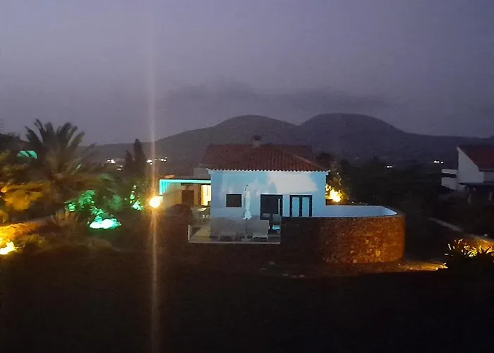 Surfwhitehouse Lajares