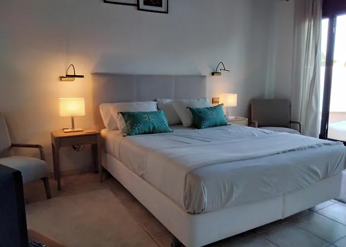 Villa Surfwhitehouse *