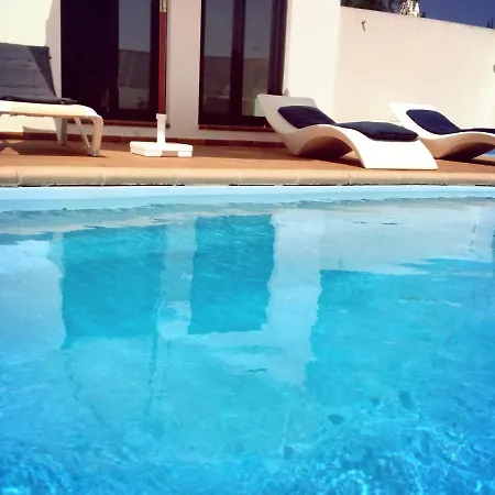 Villa Surfwhitehouse *