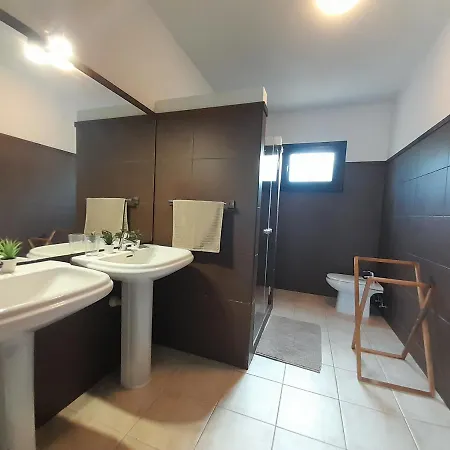 Surfwhitehouse Villa Lajares